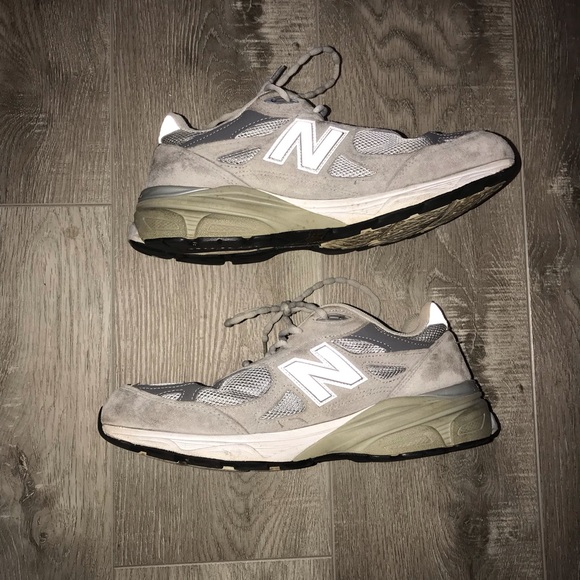 new balance 990v4 size 11